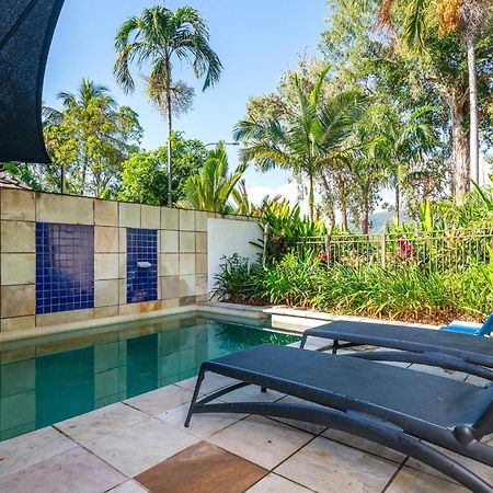 Seascape Holidays At Seascape Temple Port Douglas Bagian luar foto